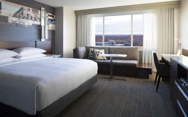 photo 2 of Kansas City Marriott Country Club Plaza