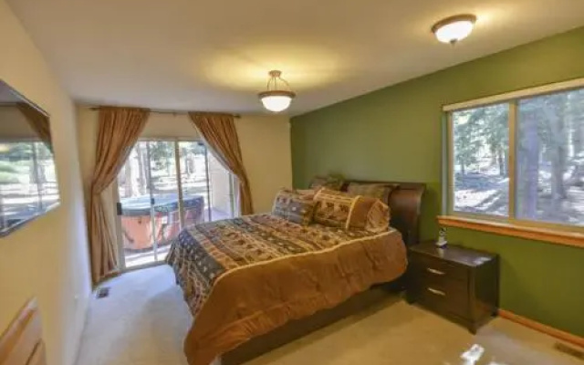 photo 3 of Kantor's Hideout - 4 Br Home