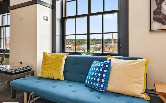 photo 4 of Kasa Classic Studio - Comfortable and Convenient The Maverick