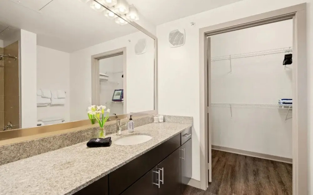 photo 3 of Kasa Dallas Medical District Apartments