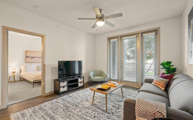 photo 4 of Kasa Dallas Medical District Apartments