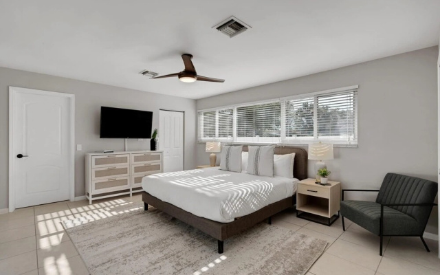 photo 4 of Kasa Palm Grove 4BD 3BA With Backyard Pool, Fort Lauderdale
