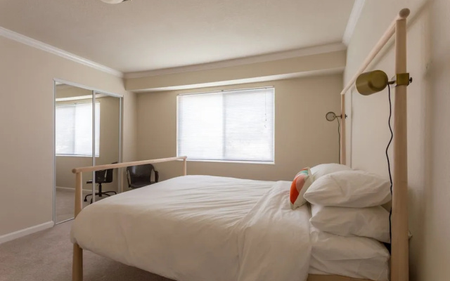 photo 5 of Kasa Palo Alto Apartments