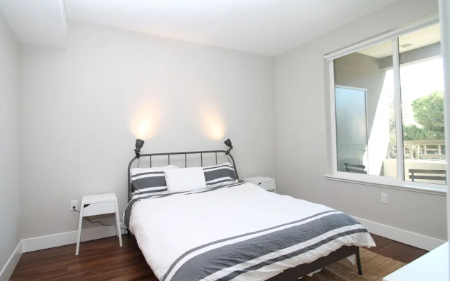photo 5 of Kasa Redwood City Apartments