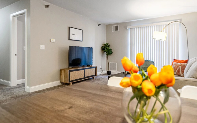photo 3 of Kasa South Bend-Notre Dame Apartments