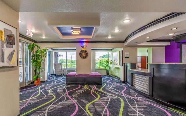 photo 2 of Quality Inn