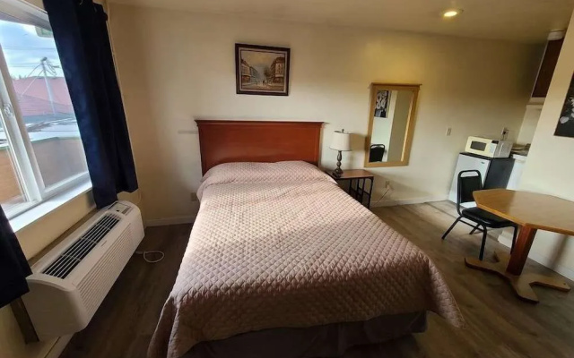 photo 2 of K&E Motor Inn