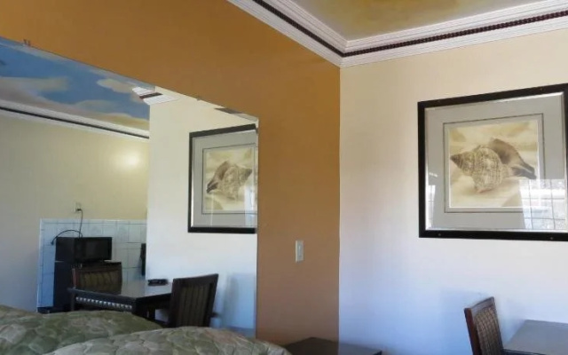 photo 3 of Kearney Motel