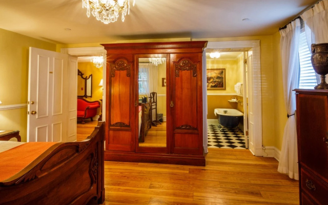 photo 4 of Kehoe House,Historic Inns of Savannah Collection