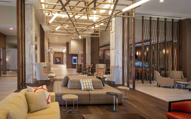 photo 2 of Hilton Miami Dadeland