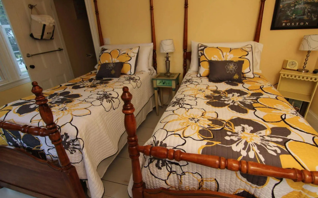 photo 5 of The Kendall Inn