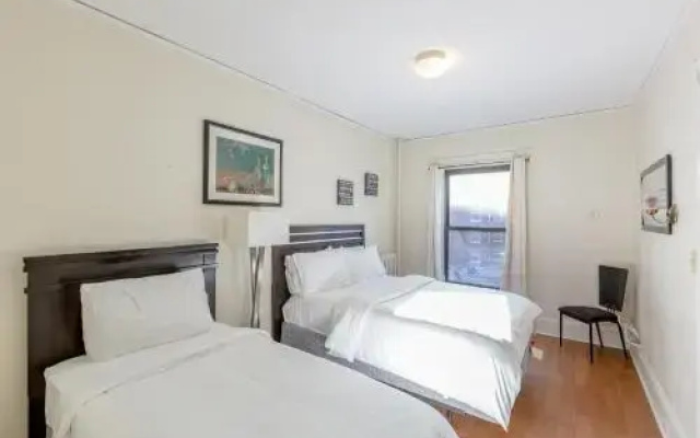 photo 4 of Kenmore Apartments by Starlight Suites