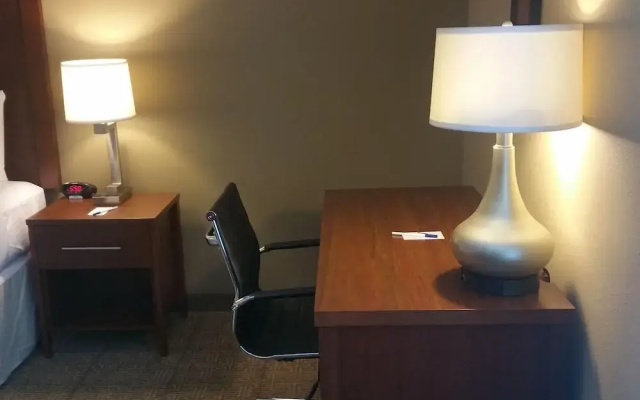 photo 3 of Kensington Inn & Suites