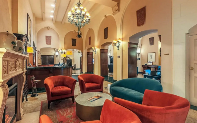 photo 2 of Kensington Park Hotel