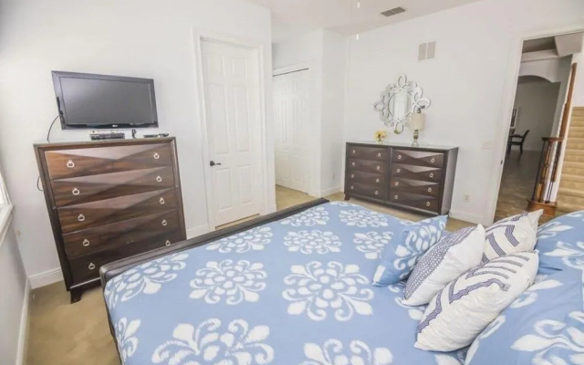 photo 4 of Kevin's Reunion Resort Vacation Home