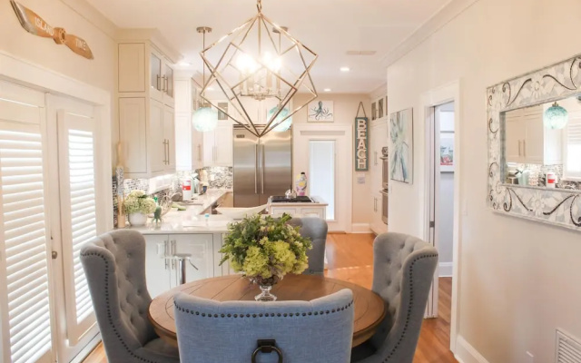 photo 2 of Key West Style Beachtown Estate by TechTravel