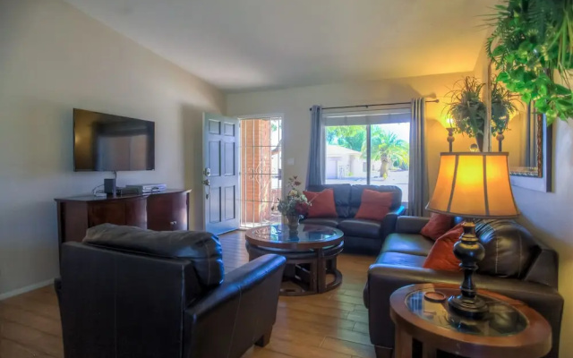 photo 2 of Tatum Gardens - 4 Bed Home - Scottsdale