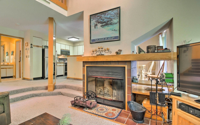 photo 4 of Killington Condo w/ Spa ~ 3 Miles to Ski Resort!