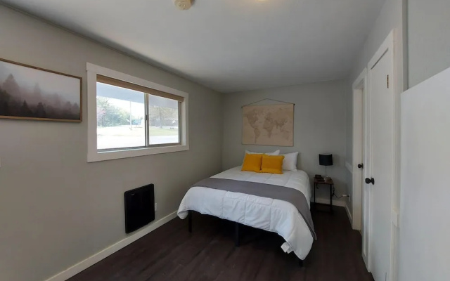 photo 2 of Kimberling Cove Resort
