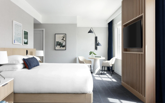 photo 5 of Kimpton The Forum Hotel by IHG
