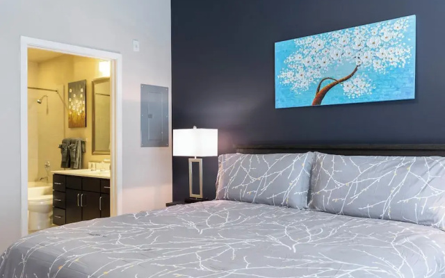 photo 3 of Luxury Med Center Fully Equipped King Sized Bed Condos