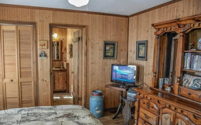 photo 3 of Kingdom Cabin 1
