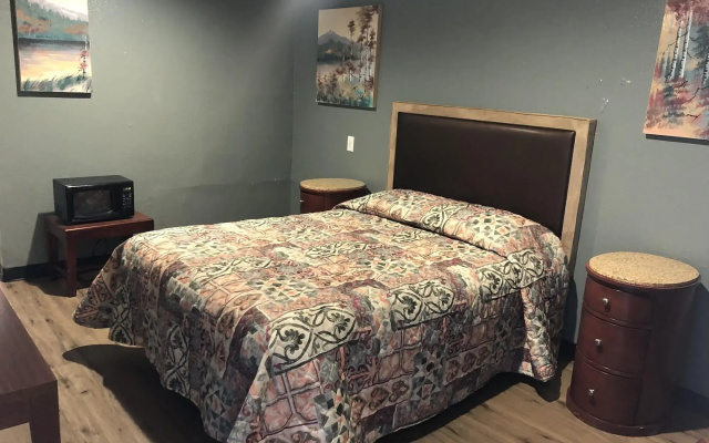 photo 3 of Kings Castle Motel