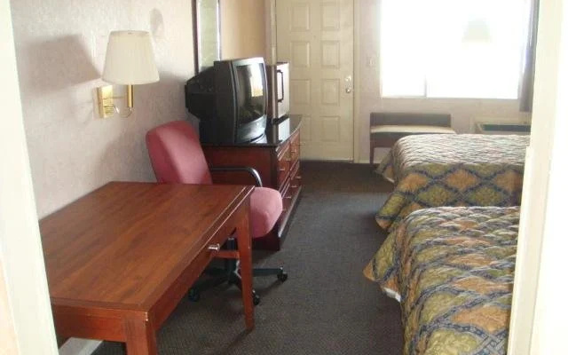 photo 4 of Kings Lodge