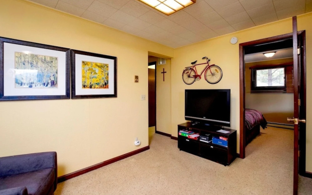photo 3 of Kintzle Family Vacation At Windcliff 4 Bedroom Home by RedAwning