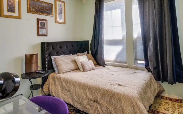 photo 5 of Kirkland Vacation Rental ~ 2 Mi to Lake Washington
