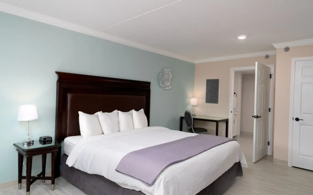 photo 3 of Bella Vista Hotel & Suites