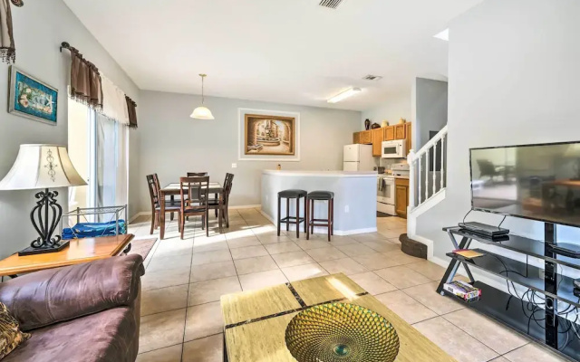 photo 2 of Kissimmee Resort Townhome w/ Pool, 7 Mi to Disney!