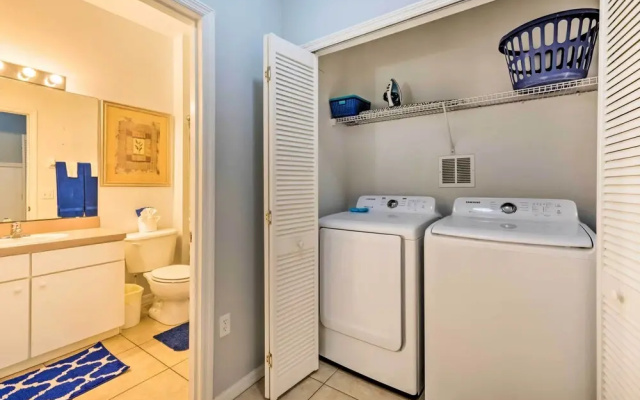 photo 4 of Kissimmee Resort Townhome w/ Pool, 7 Mi to Disney!
