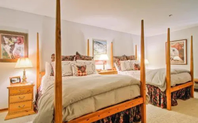 photo 5 of Kiva 228