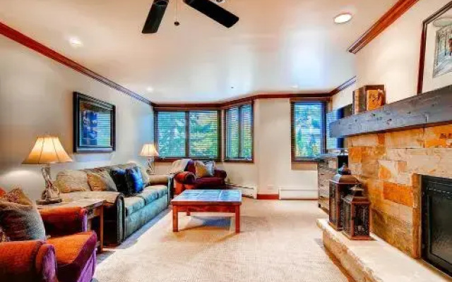 photo 5 of Kiva 327