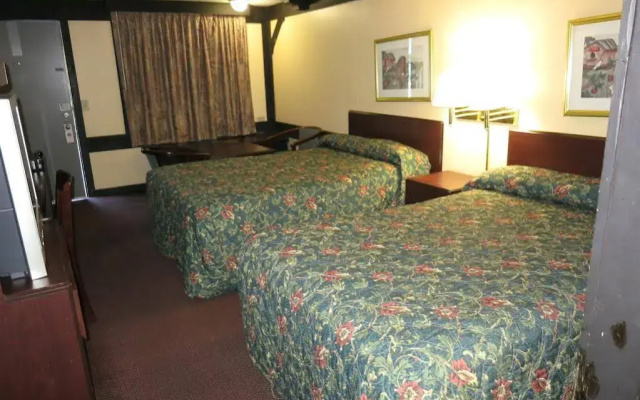 photo 5 of Kings Inn - Albany