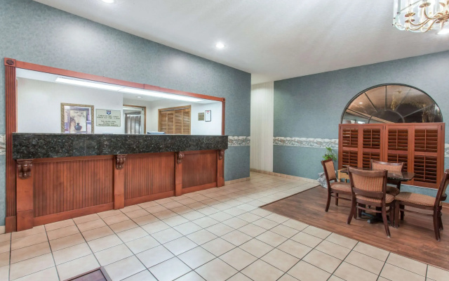 photo 2 of Knights Inn Arcadia