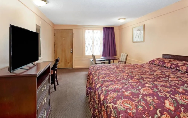 photo 2 of Knights Inn Atlanta Northwest