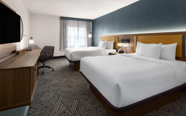 photo 5 of La Quinta Inn & Suites by Wyndham Chattanooga - East Ridge