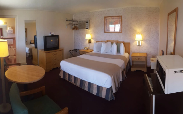 photo 3 of Cortez Cozy Inn