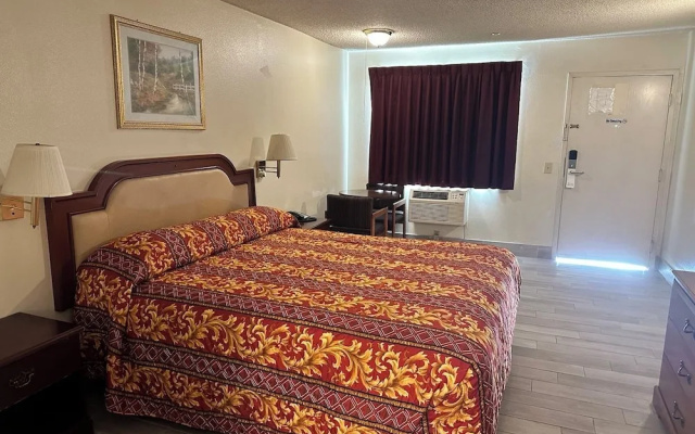 photo 5 of Highland Inn