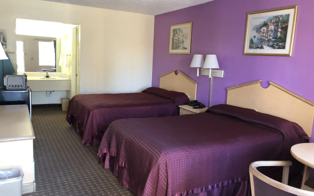 photo 4 of Jax Inn