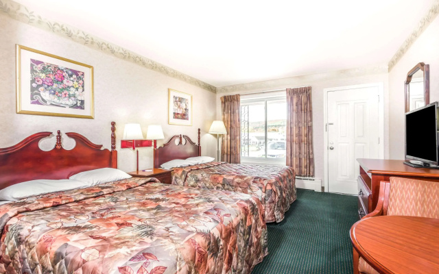 photo 2 of Knights Inn Lenox