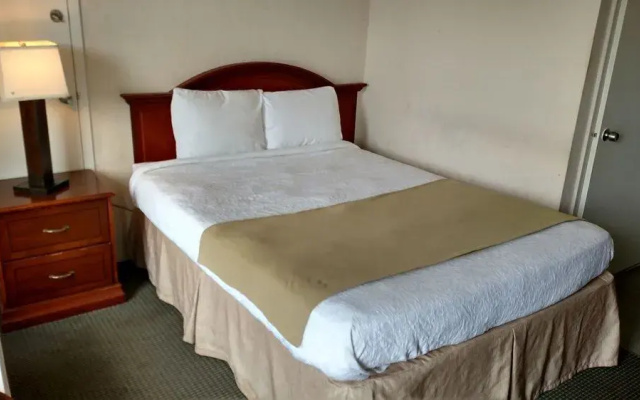 photo 4 of Hope Inn