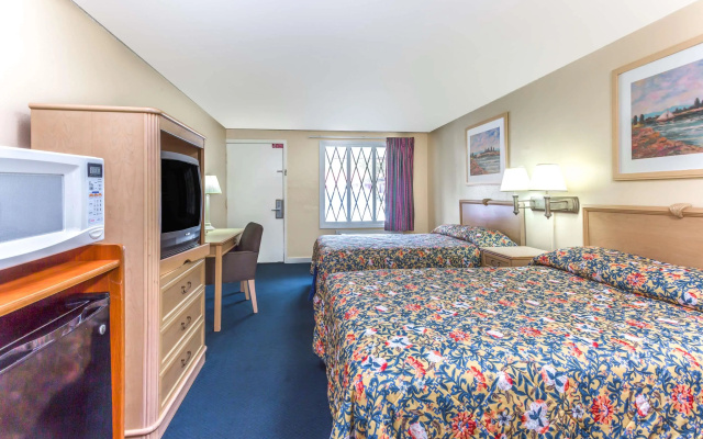 photo 5 of Knights Inn - Norcross, GA