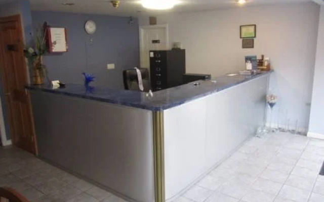 photo 2 of Knights Inn Old Saybrook