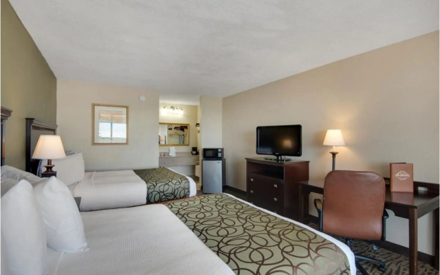 photo 4 of Baymont by Wyndham Panama City Beach