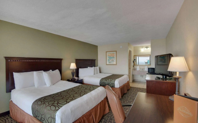 photo 5 of Baymont by Wyndham Panama City Beach