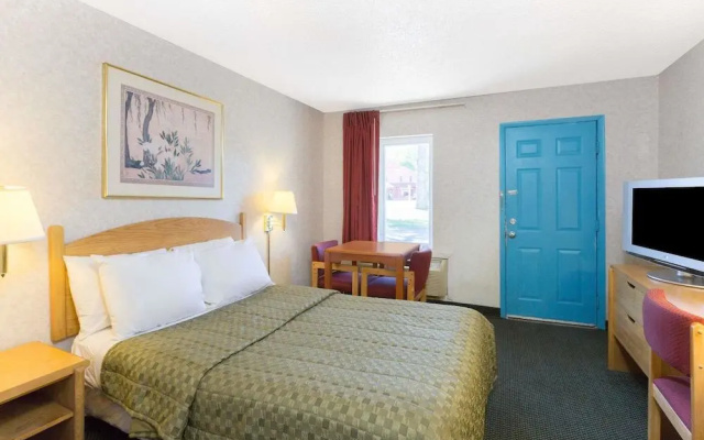 photo 4 of Knights Inn Poconos/Bartonsville