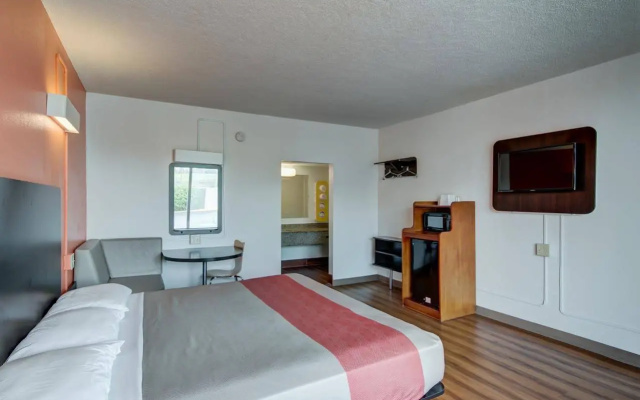 photo 3 of Motel 6 Somerset